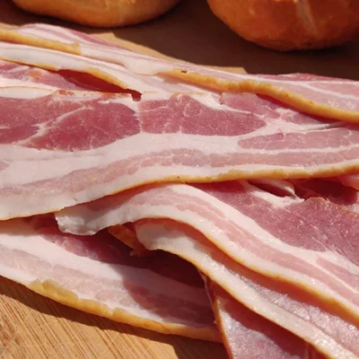 Külmsuitsupeekon (viilutatud, vaakumis) 500g