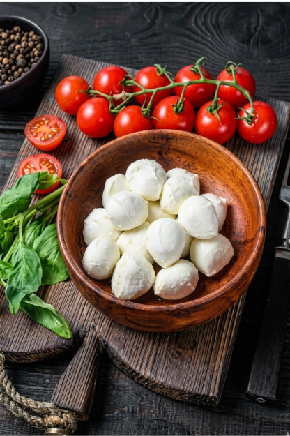 mini mozzarella pallid